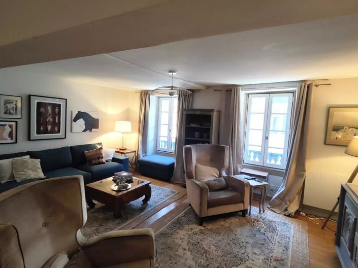 Image No.8-2 Bed House for sale