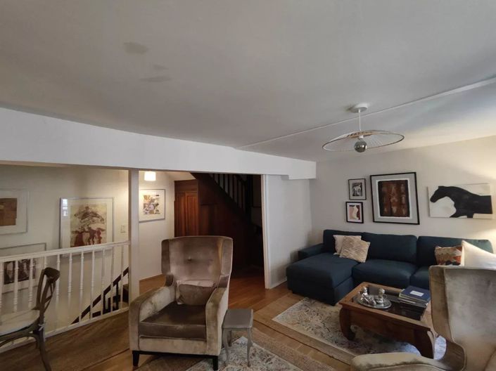 Image No.9-2 Bed House for sale