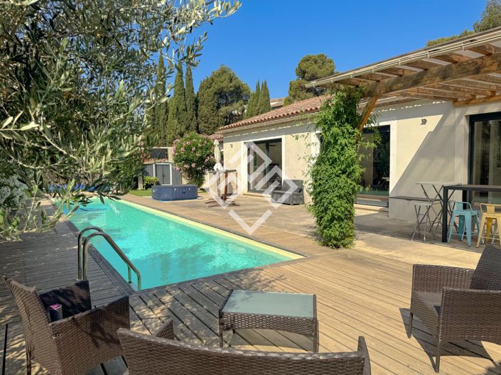 Image No.2-Maison de 4 chambres à vendre à Narbonne