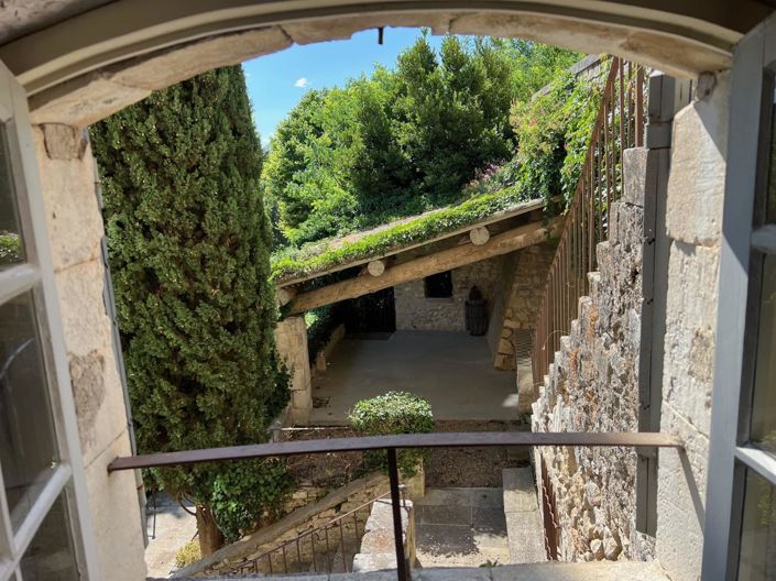 Image No.5-2 Bed Property for sale