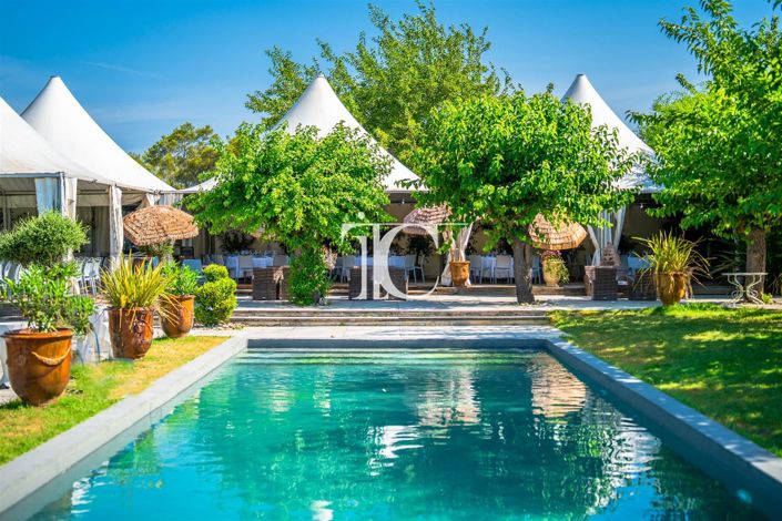 Image No.5-6 Bed House for sale