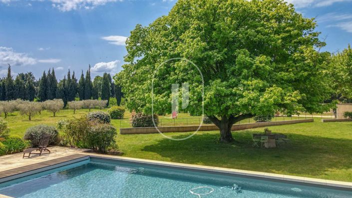 Image No.1-4 Bed House for sale