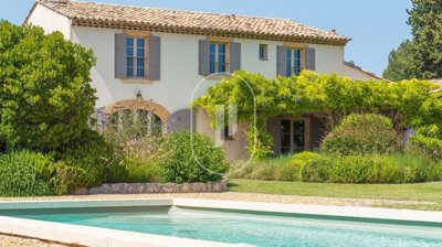 6 Bed House for sale