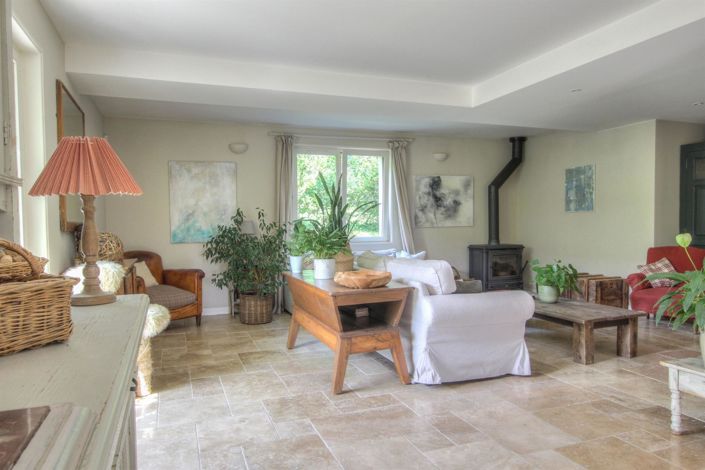 Image No.4-Propriété de 6 chambres à vendre à Gex