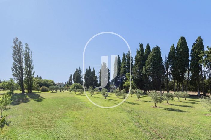 Image No.14-5 Bed House for sale