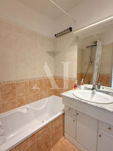 Image No.8-Appartement de 1 chambre à vendre à Golfe Juan