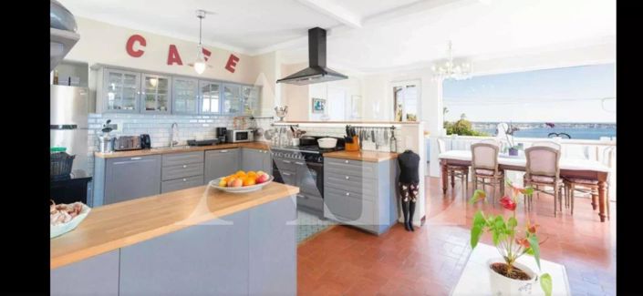 Image No.5-Maison de 4 chambres à vendre à Golfe Juan