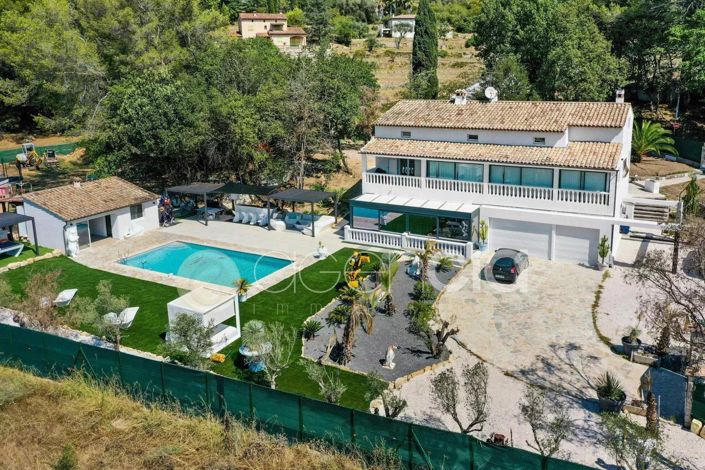 Image No.1-5 Bed House for sale