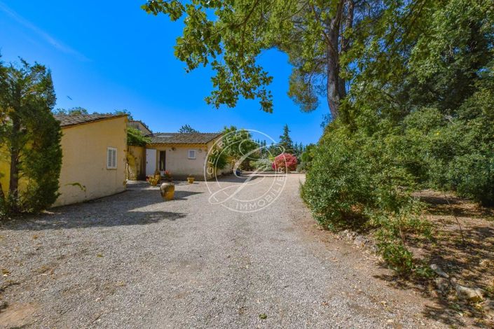 Image No.23-3 Bed House for sale