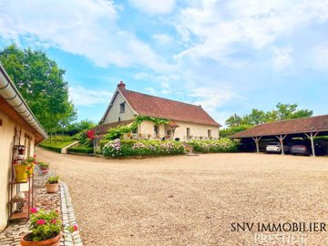 1 - Paray-le-Monial, House