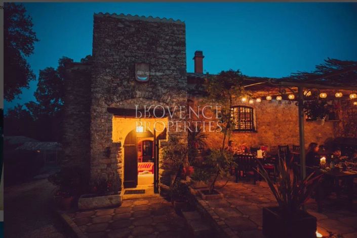 Image No.19-10 Bed House for sale