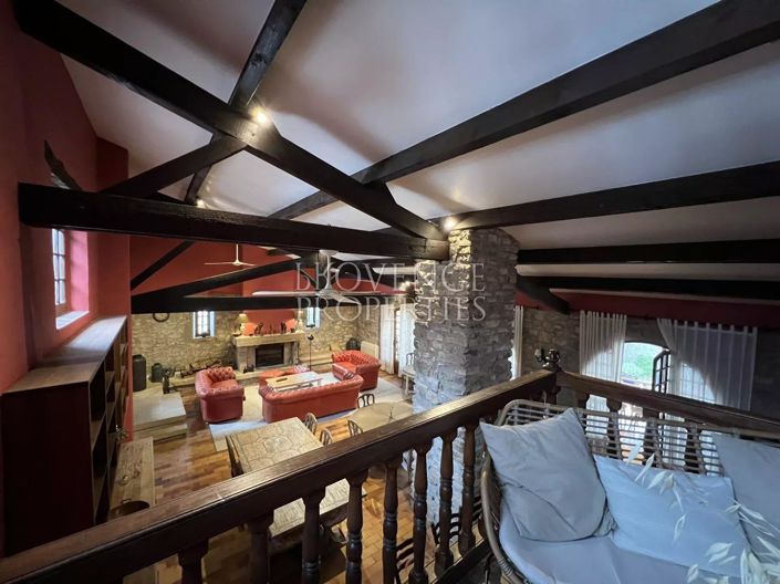 Image No.21-10 Bed House for sale