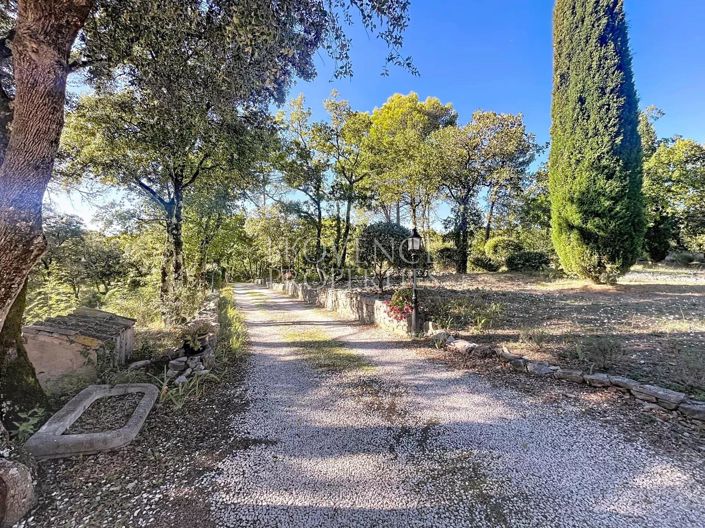 Image No.54-10 Bed House for sale