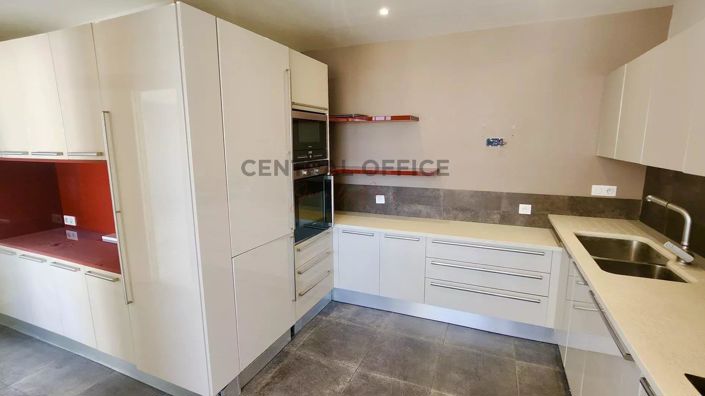 Image No.5-3 Bed Apartment for sale