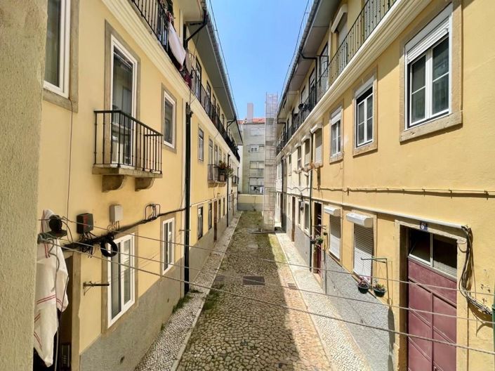 Image No.31-3 Bed Apartment for sale