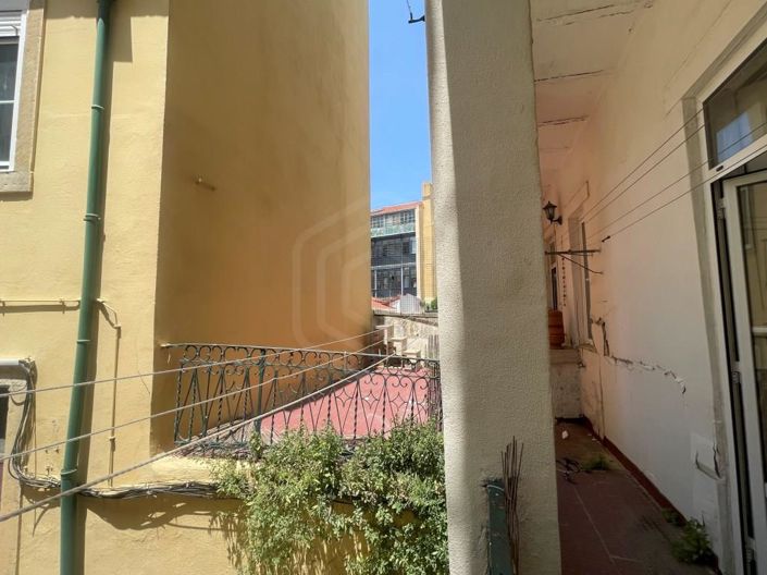 Image No.33-3 Bed Apartment for sale