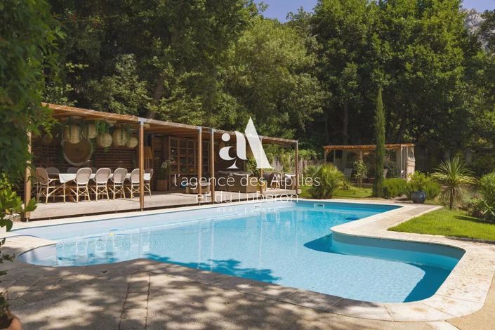 Image No.3-4 Bed House for sale