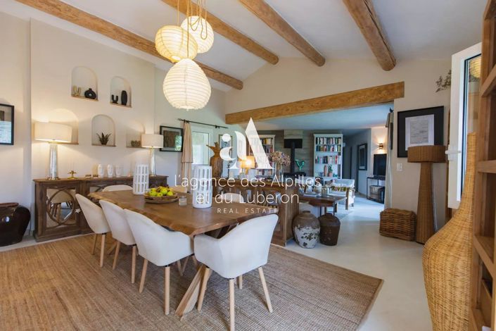 Image No.6-4 Bed House for sale