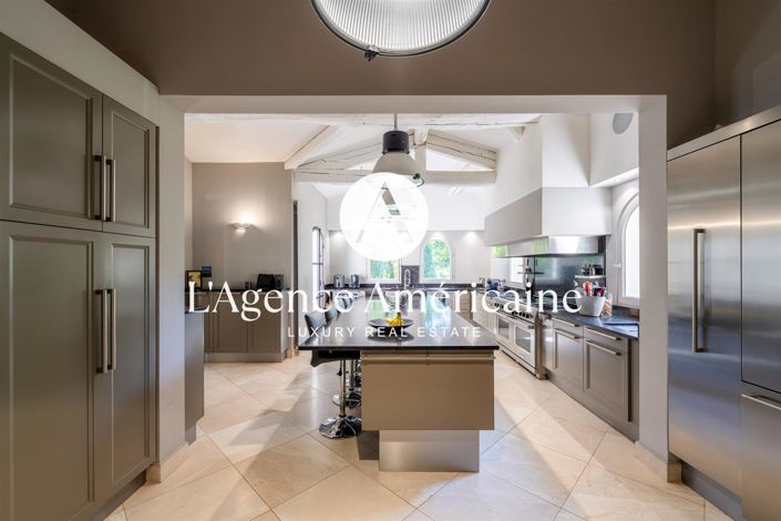 Image No.12-5 Bed House for sale