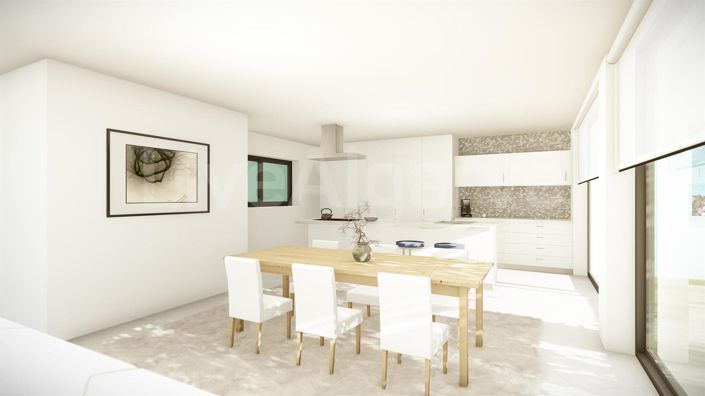 Image No.13-4 Bed House for sale