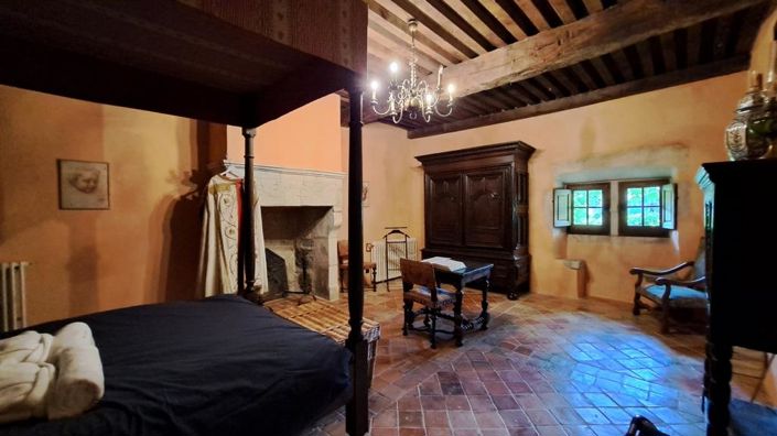 Image No.15-5 Bed Property for sale