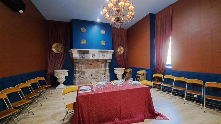 Image No.20-5 Bed Property for sale