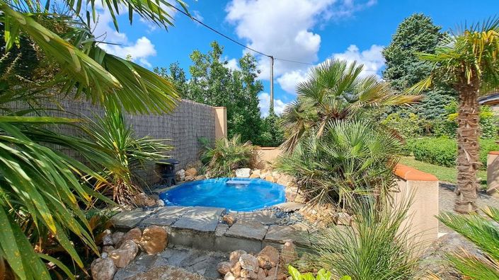 Image No.24-5 Bed Property for sale