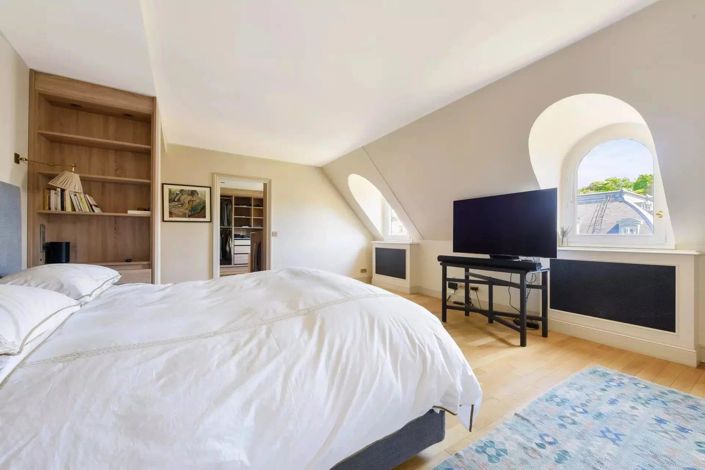 Image No.7-5 Bed Apartment for sale