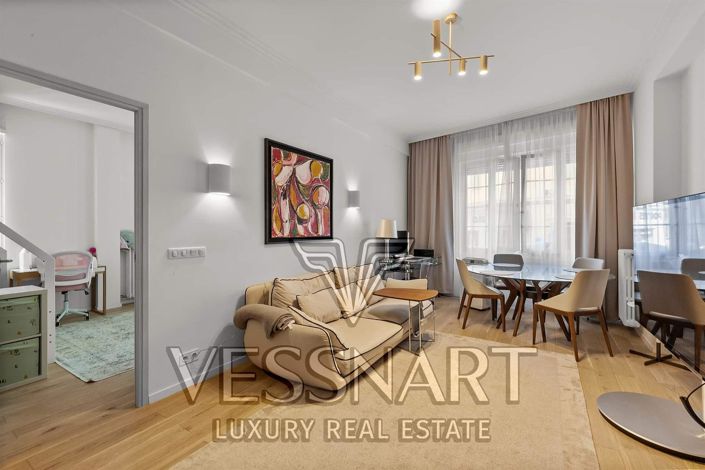 Image No.2-Appartement de 2 chambres à vendre à Nice