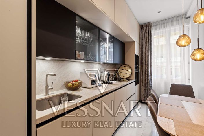 Image No.3-Appartement de 2 chambres à vendre à Nice