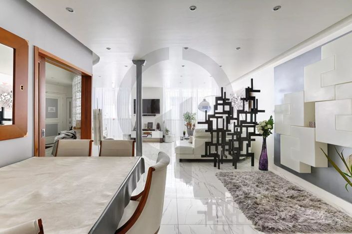 Image No.1-3 Bed House for sale