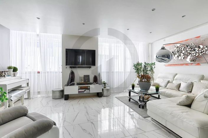 Image No.2-3 Bed House for sale