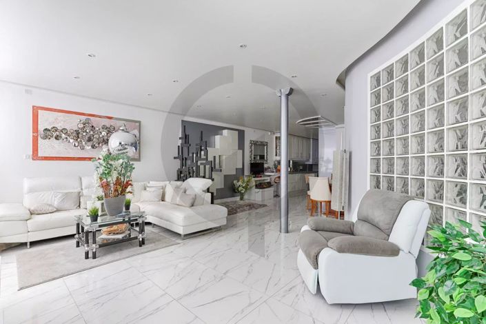 Image No.4-3 Bed House for sale