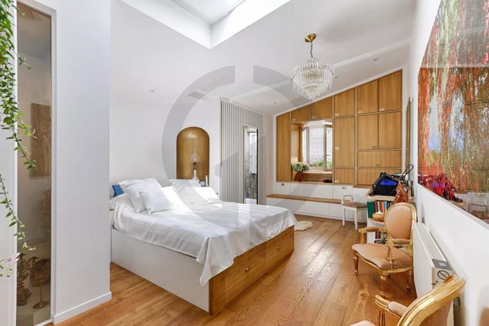 Image No.8-3 Bed House for sale