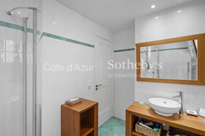 Image No.14-Propriété de 5 chambres à vendre à Théoule-sur-Mer