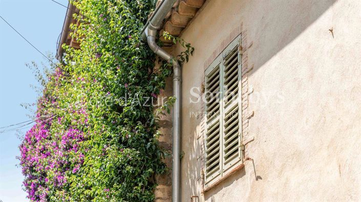 Image No.2-Maison de 1 chambre à vendre à Grimaud