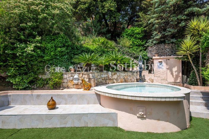 Image No.7-Propriété de 7 chambres à vendre à Vallauris