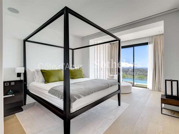 Image No.12-Propriété de 7 chambres à vendre à Mougins