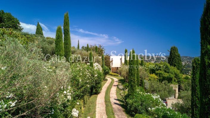 Image No.2-Propriété de 7 chambres à vendre à Mougins