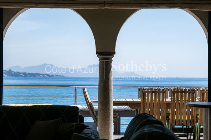 Image No.1-3 Bed Property for sale