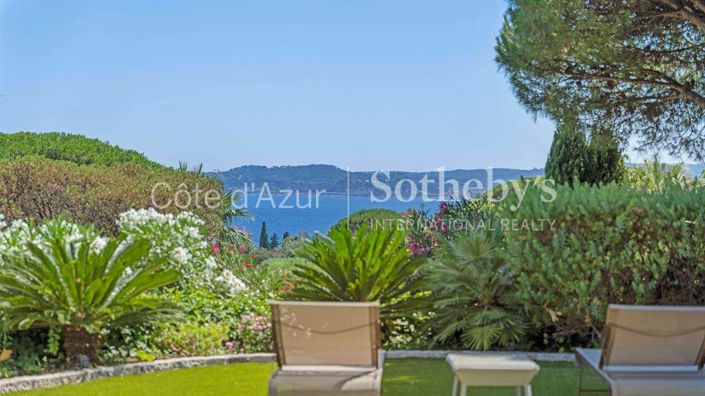 Image No.1-5 Bed Property for sale