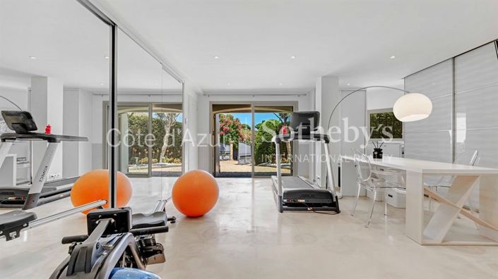 Image No.11-Propriété de 5 chambres à vendre à Sainte-Maxime