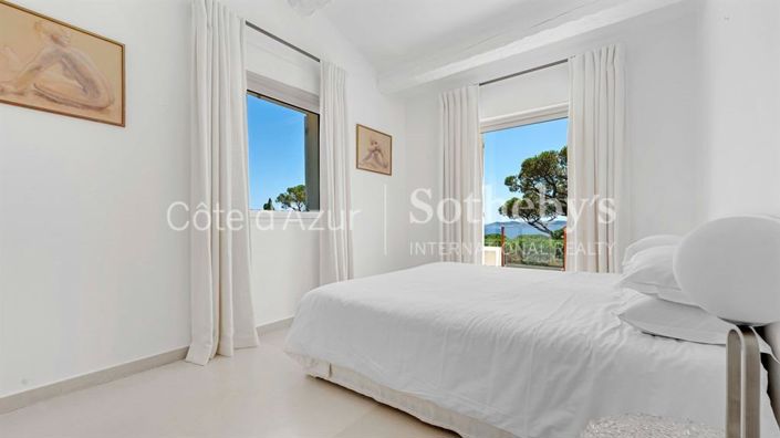 Image No.8-Propriété de 5 chambres à vendre à Sainte-Maxime