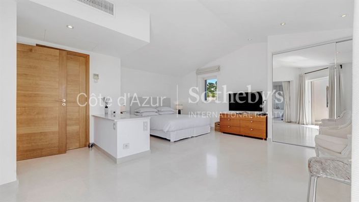 Image No.9-Propriété de 5 chambres à vendre à Sainte-Maxime