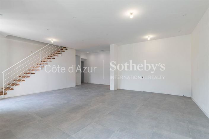 Image No.3-4 Bed Apartment for sale