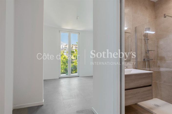 Image No.5-4 Bed Apartment for sale