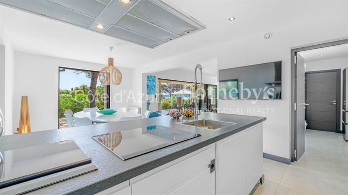 Image No.7-Propriété de 6 chambres à vendre à Grimaud