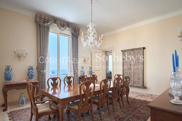 Image No.11-10 Bed Property for sale