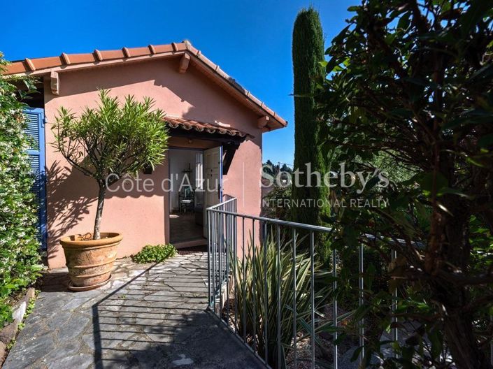 Image No.13-4 Bed Property for sale