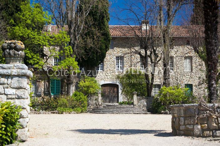 Image No.1-Propriété de 10 chambres à vendre à Opio